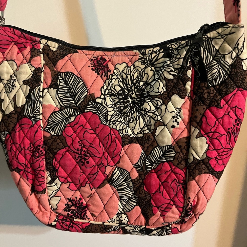 Vera Bradley shoulder bag.  Quilted Mocha Rose print.  Great condition! - Picture 4 of 7